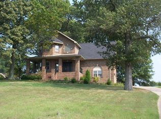 570 Hickory Hills Rd, Livermore, KY 42352