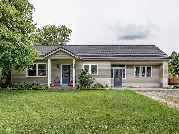 3rd image of 244 Currie Rd