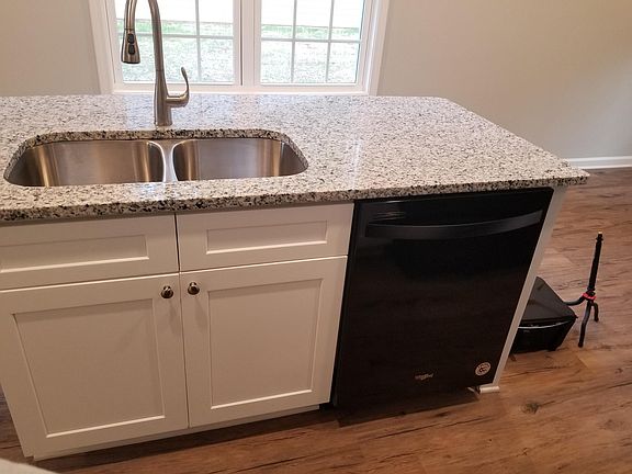5th image of 1231 Rainey St #101