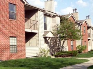 2010 N Rand Rd APT 110, Palatine, IL 60074