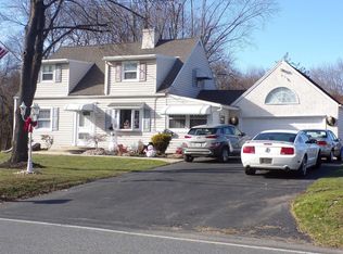 596 Meetinghouse Rd, Upper Chichester, PA 19061