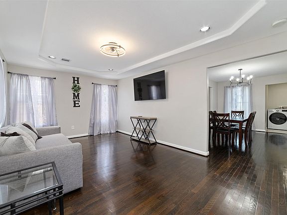 5th image of 617 Frisco St