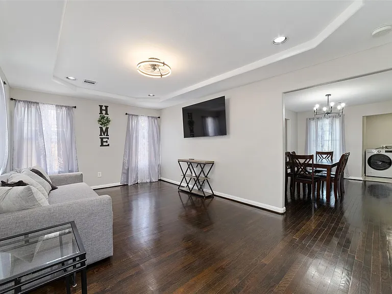 617 Frisco St — Photo 5