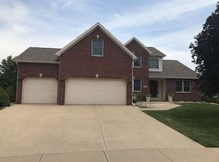 30 Conway Cir, Bloomington, IL