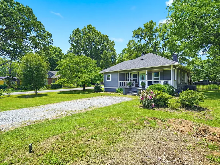 2601 Derita Ave — Photo 39