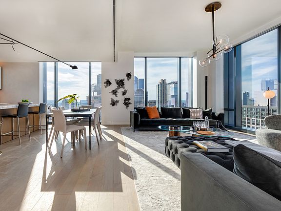 3rd image of 277 5th Ave APT 43A