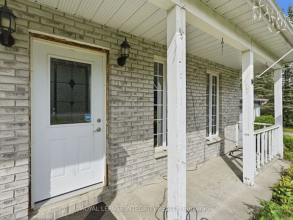 3rd image of 4417 Navan Rd