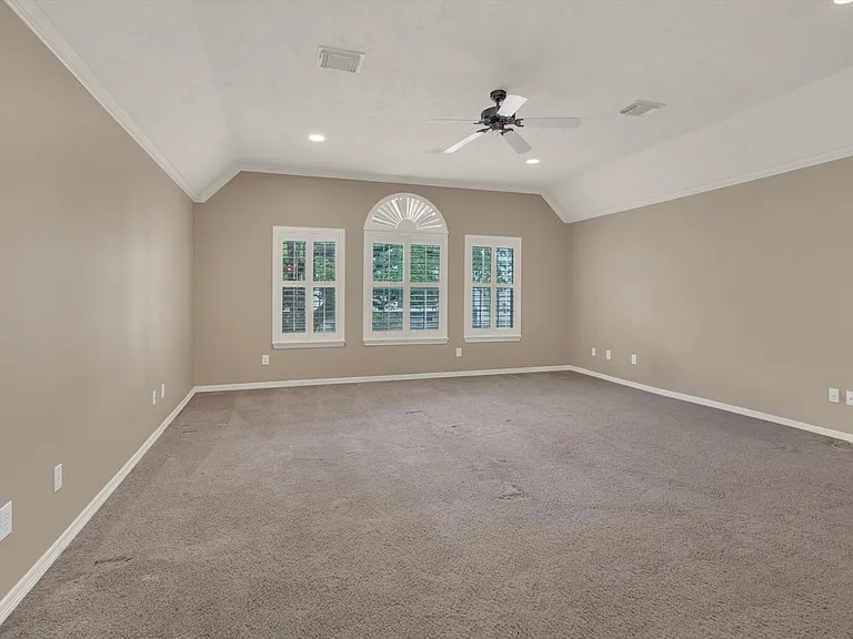 1524 Birdsall St — Photo 29