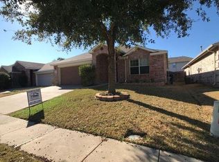 13213 Fencerow Rd, Fort Worth, TX 76244