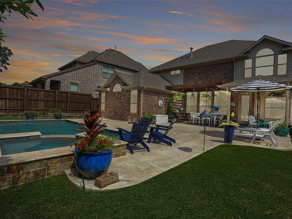 1st image of 3905 Lakehill Ln