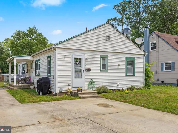 14 Story St, New Egypt, NJ 08533
