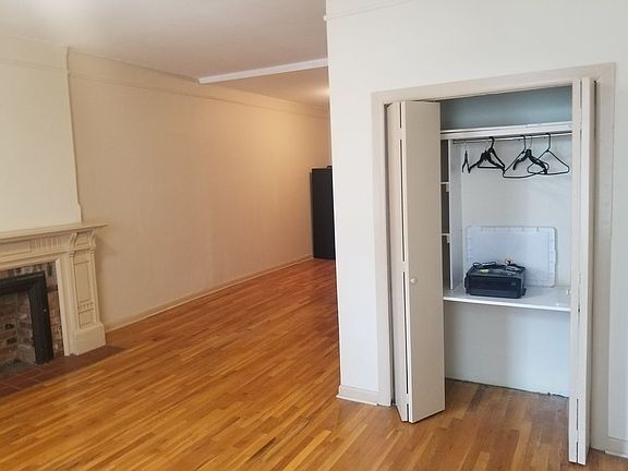 2nd image of 175 W 126th St #2