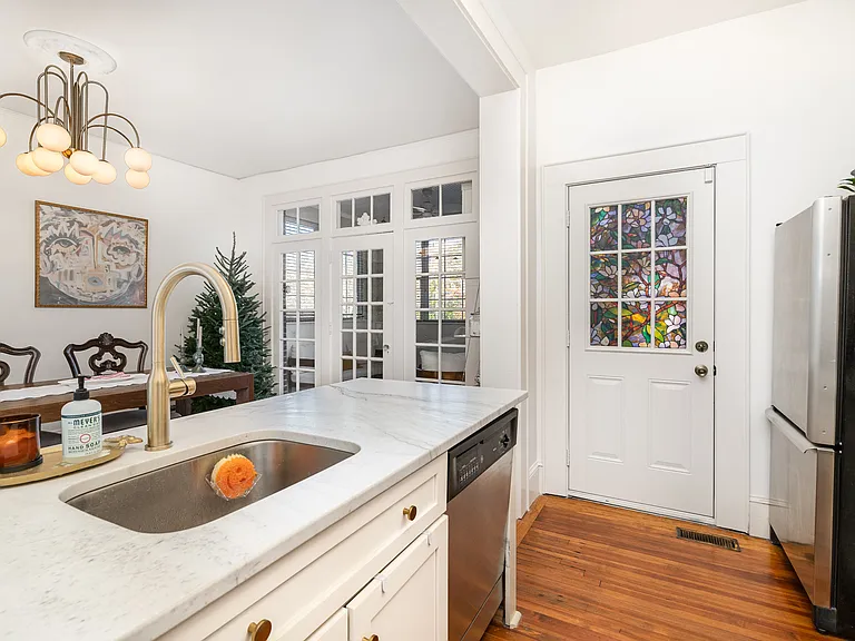 2137 Dartmouth Pl #C1 — Photo 7