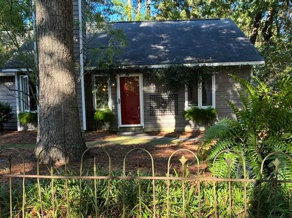 1943 White Hollow Drive, Greenville, NC 27858