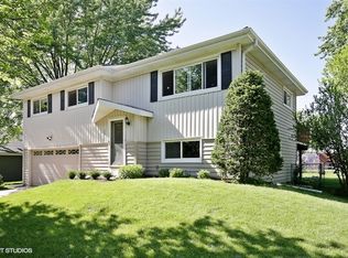 1312 Rita Ave, St Charles, IL 60174