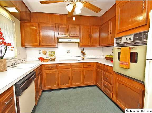 4th image of 1213B Shetland Dr