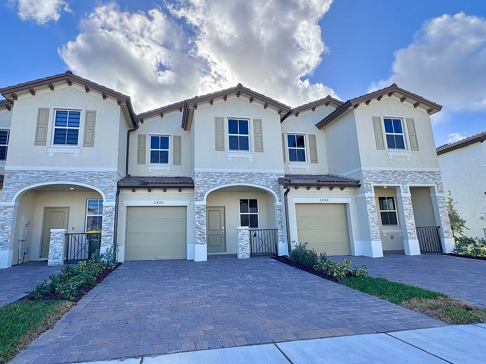 1st image of 2490 SE 30th St #2490