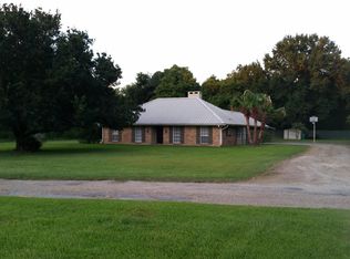 104 Citron Dr, Youngsville, LA 70592