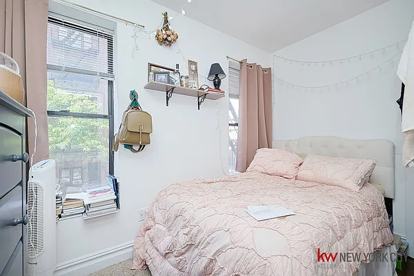 Rented by Keller Williams NYC | media 22