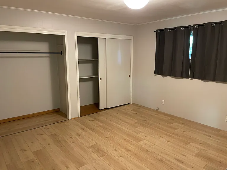 5710 Washington Ave — Photo 6