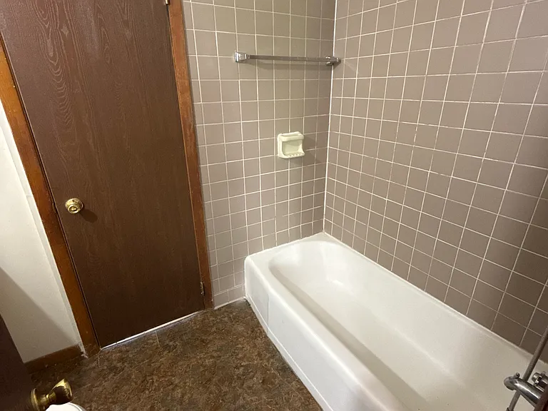 247 S Winooski Ave #1 — Photo 3