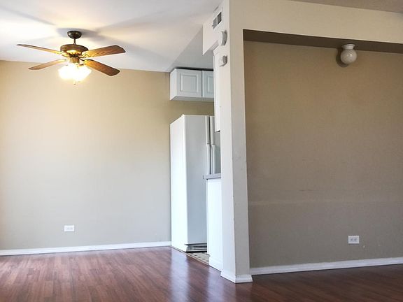 4th image of 1664 Cornell Dr