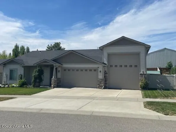 3191 N Sherwood Dr, Coeur D Alene, ID 83815