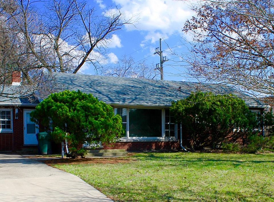 1st image of 7637 Woodmar Ave