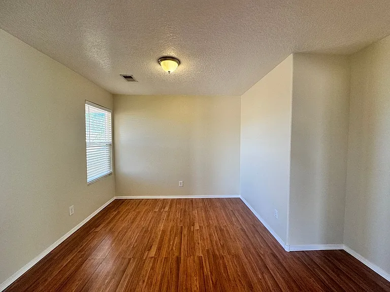 511 Blue Sage Ave SW — Photo 6