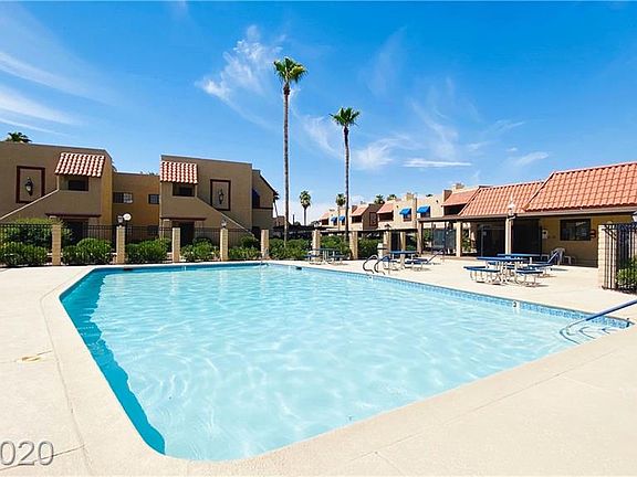 5th image of 4221 Gannet Cir Unit 225