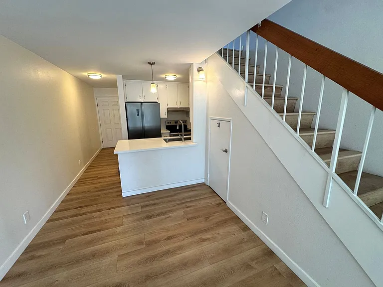390 E Surfside Dr — Photo 5