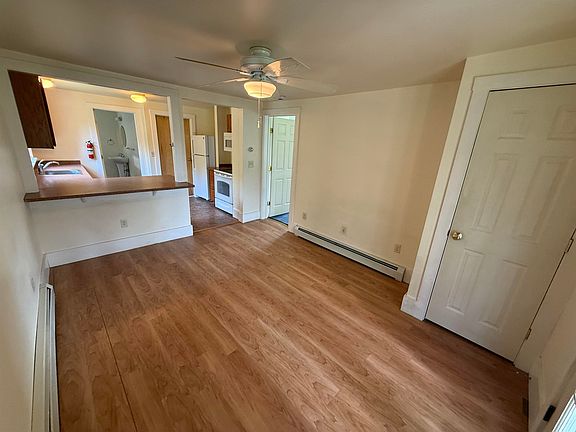 3rd image of 185 North Windsor Street