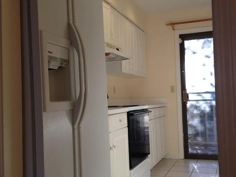 409 Glendale Ave #C1 — Photo 5