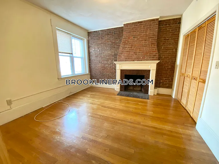 1414 Beacon St #3F — Photo 15