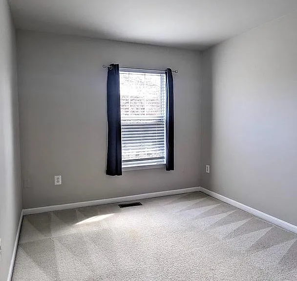 1009 Robin Hill Ter — Photo 8