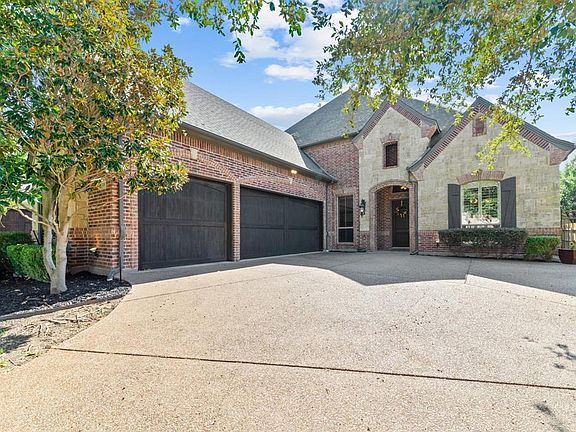 3rd image of 1108 Verona Way