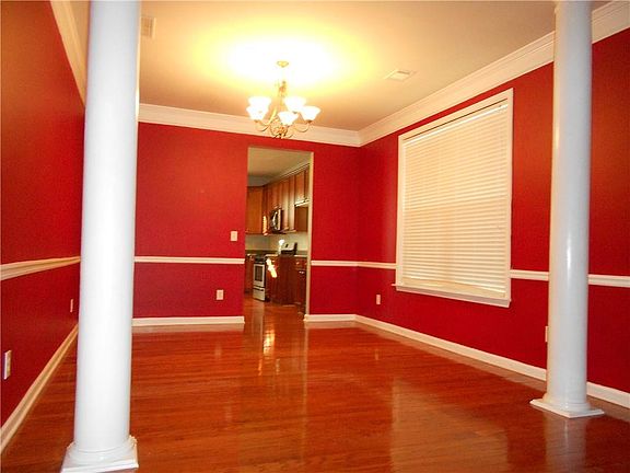 5th image of 665 Briarhurst Ct