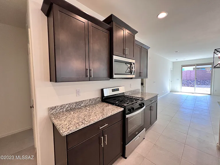 12522 E Patch Dr — Photo 5