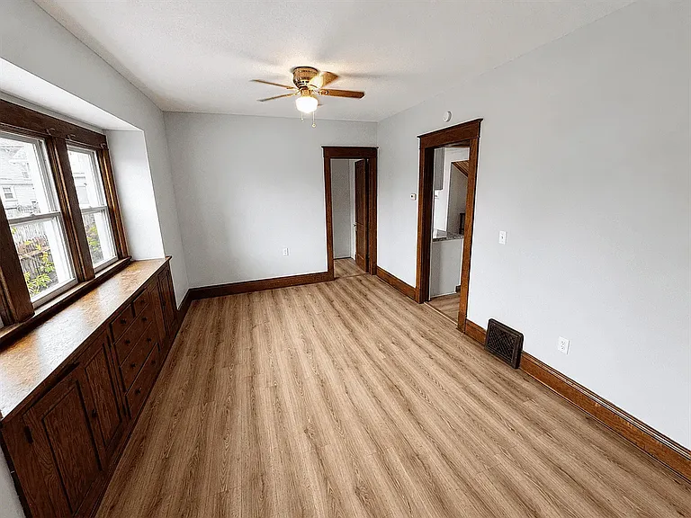 1140 Radcliffe Dr — Photo 6