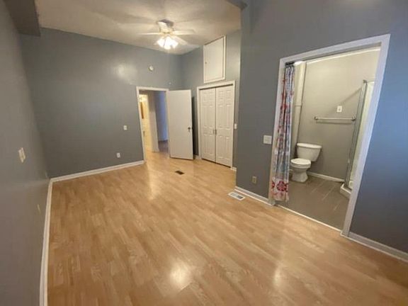 4th image of 1824 5th Ave