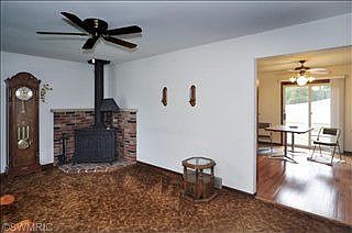 4th image of 10554 Clear Lake Ave