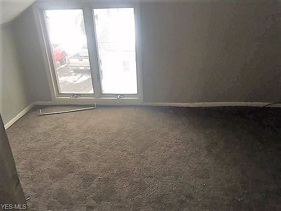 2nd image of 168 Lee Ave