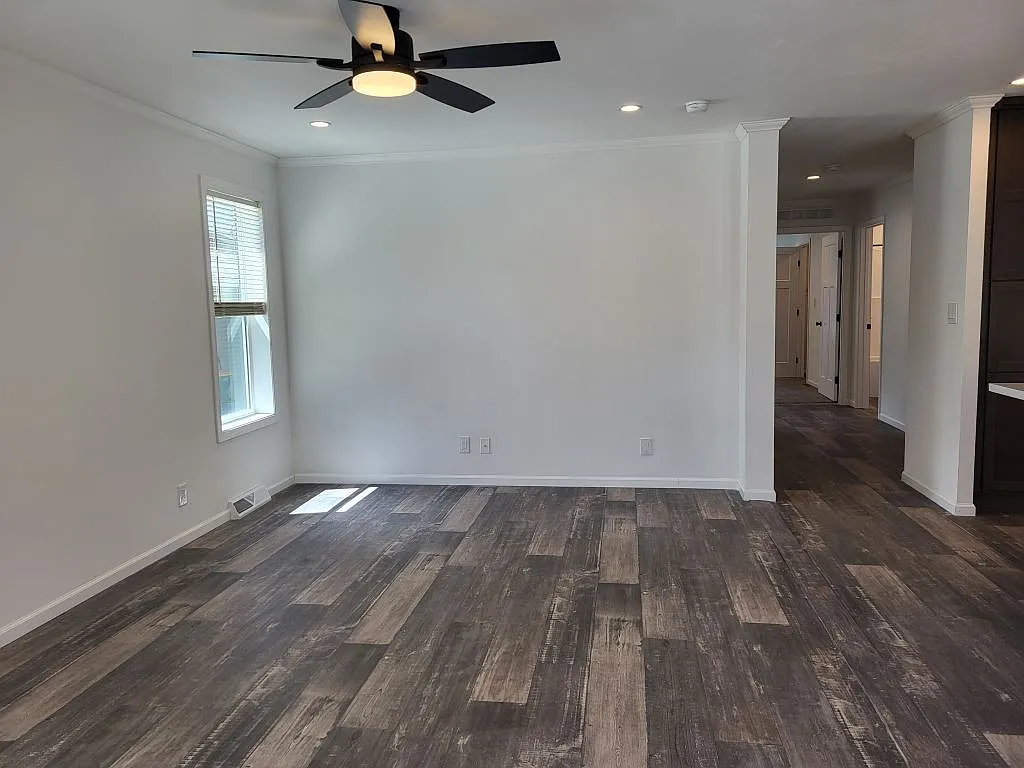 2 bed, 2.0 bath, 1198 sqft, $1,850 — Photo 4