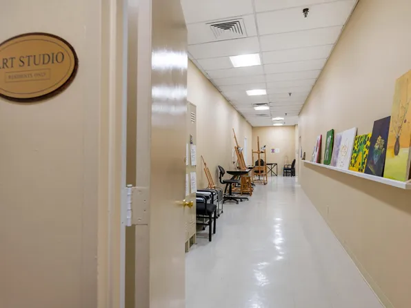 269 Grand Central Parkway image 19 of 25