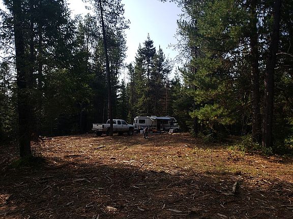 5th image of 929 Fox Creek Spur