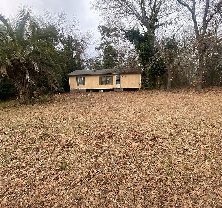 1st image of 4281 N Lake Cherryvale Dr