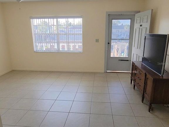 5th image of 4744 AZALEA DRIVE #204