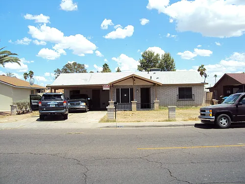 1835 N 55th Ave Photo 1
