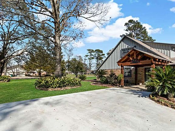 3rd image of 4309 Hillbrook Dr