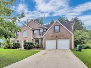 1535 Rogers Crossing Dr, Lithonia, GA 30058